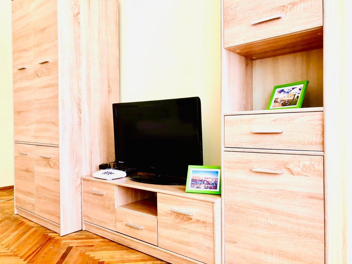 إلفيف Apartment Near Opera On Horodotska 11 المظهر الخارجي الصورة